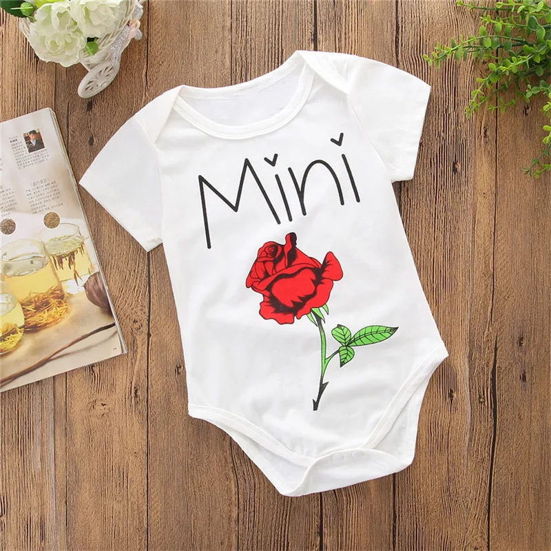LILIGIRL/футболка с принтом розы для мамы и дочки одежда для мамы и меня одинаковые комплекты для семьи платья для мамы и ребенка