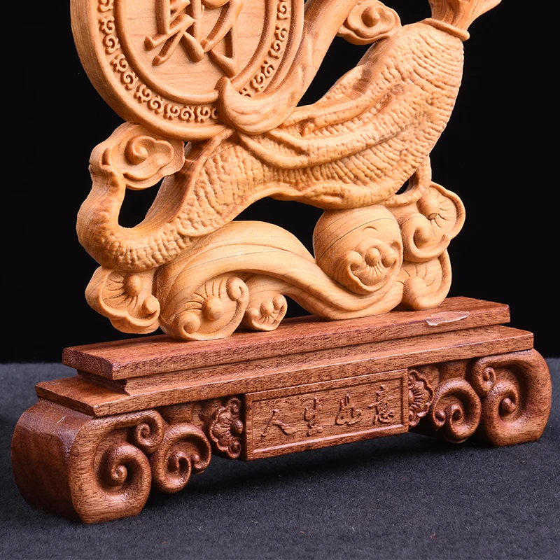 Резьба по дереву с женьшенем 20 см|Статуи и скульптуры| |