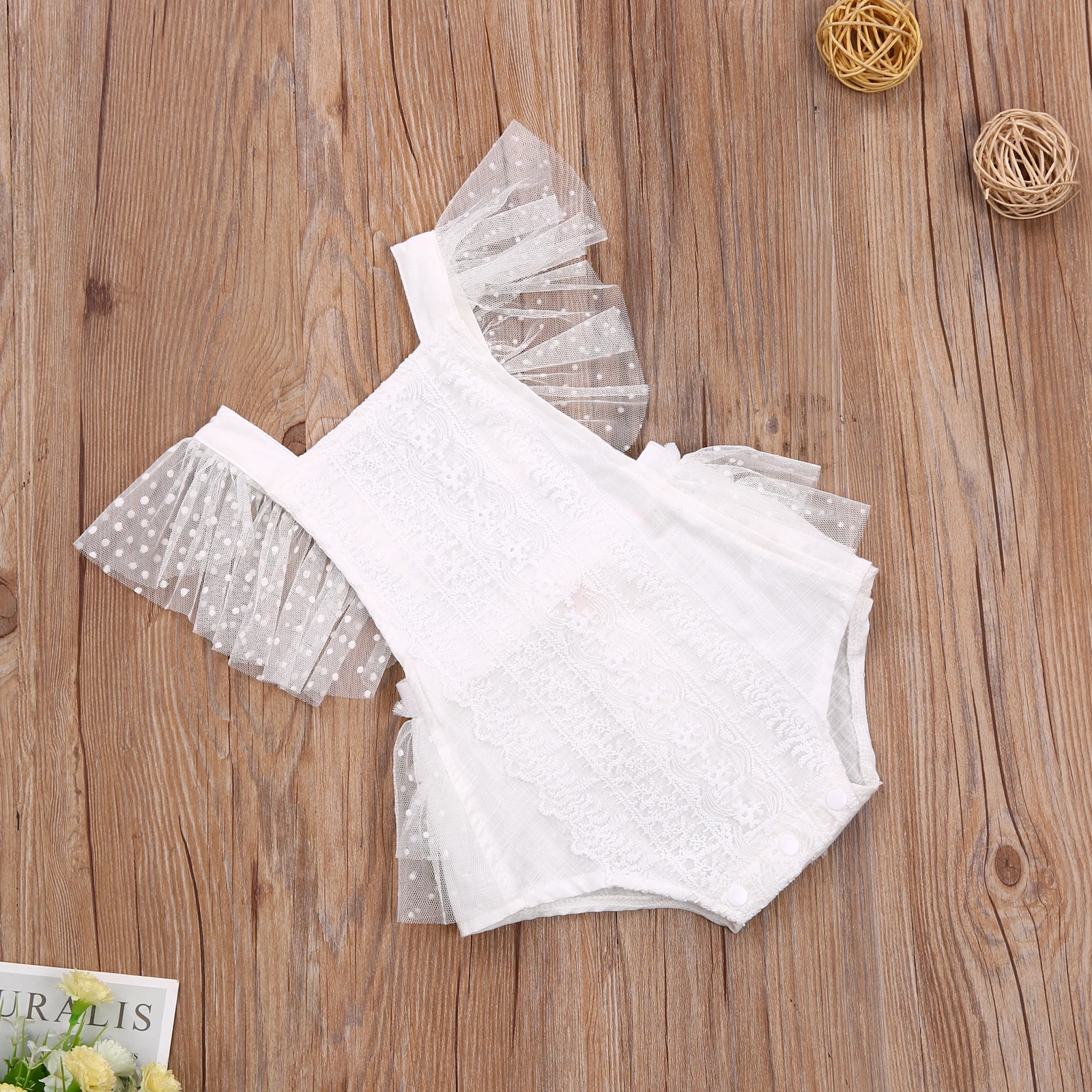 

Infants Lace Romper, Fall Top, Fly Sleeve Crotch Buttons Polka Dot Printed Home Sleeping Bodysuit