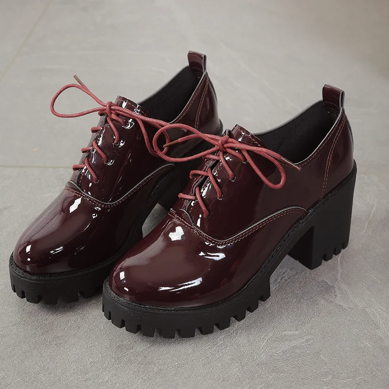 

2020 Casual Wild Low Heel Small Shoes Female Spring New Lace-Up Student Patent Leather High Quality Retro Women's Shoes W40-56