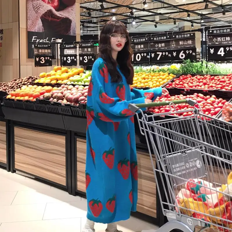 Корейские милые женские желтые платья зимние Клубничные розовые длинные свитера винтажные с круглым вырезом свободные женские вязаные теплые пуловеры платье