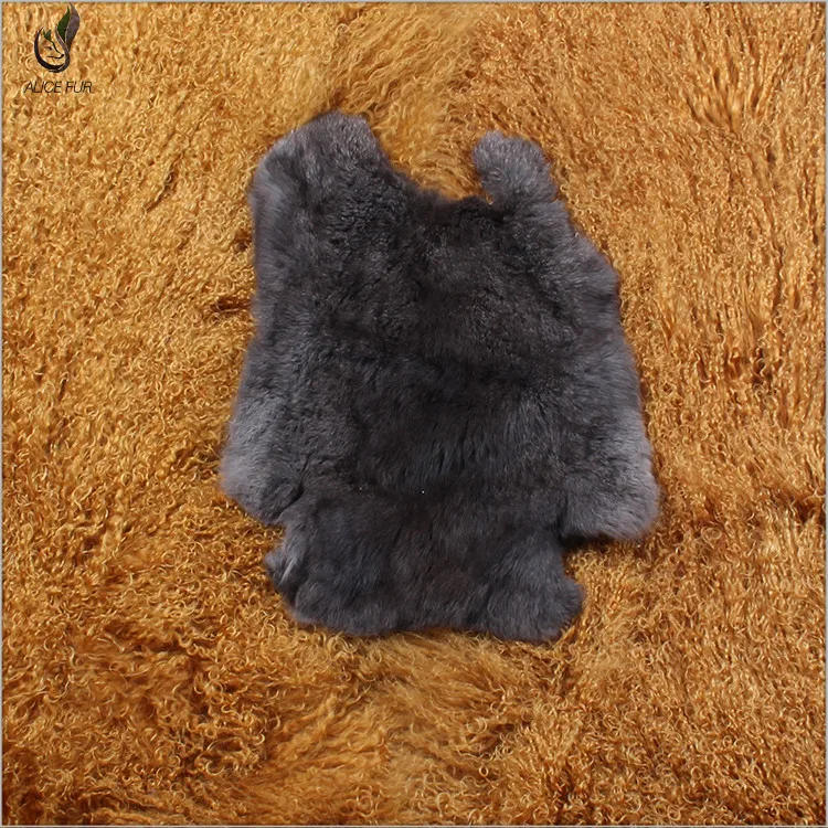 

China Supply Natural White and Thick 100% Real Rabbit Pelt / Skin