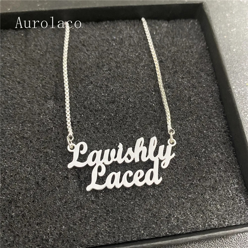 Индивидуальное ожерелье AurolaCo с двумя именами, цепочка в коробке, персонализированный Золотой чокер из нержавеющей стали, ожерелье для женщин, ювелирные изделия в подарок