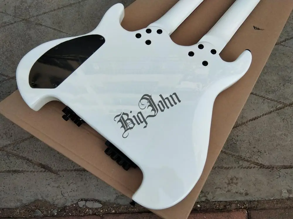 Электрическая гитара с двойной горловиной 4 струнами верхними басами и 6 нижняя