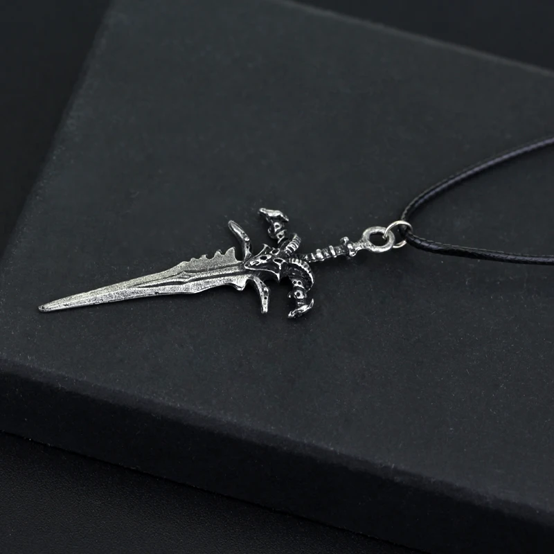 WOW World Of Warcraft ожерелье в стиле панк, готика Frostmourne подвески в форме меча ожерелье Espada оружие игра ожерелье тема ювелирные изделия N35