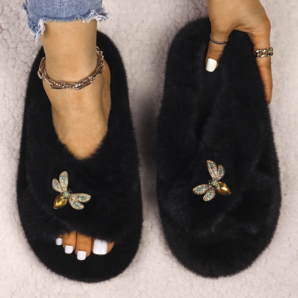 Fluffy Slippers Luxury Rhinestone Insect Decor Faux Fur Slides Designer Flat Sandals Flip Flop Slippers Female Furry Shoes 2021