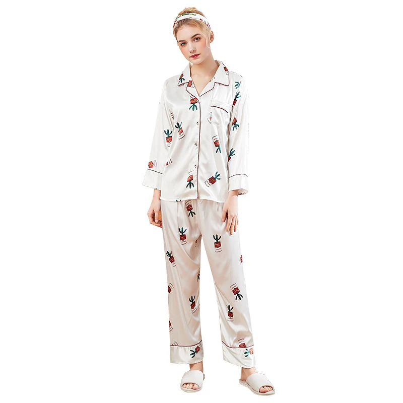 

2019 Autumn women sleepwear green cactus long sleeve Suitable for women aged 16 to 40 women Pajamas Comfy homewear