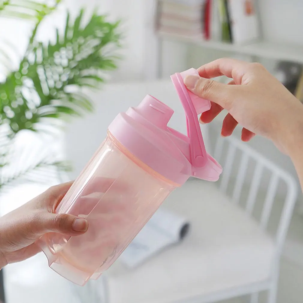 

500ML Protable Milkshake Protein Powder Shaker Water Bottle Hiking Sports Kettle Kitchen Shake Bottles Outdoor Fitness Bottle