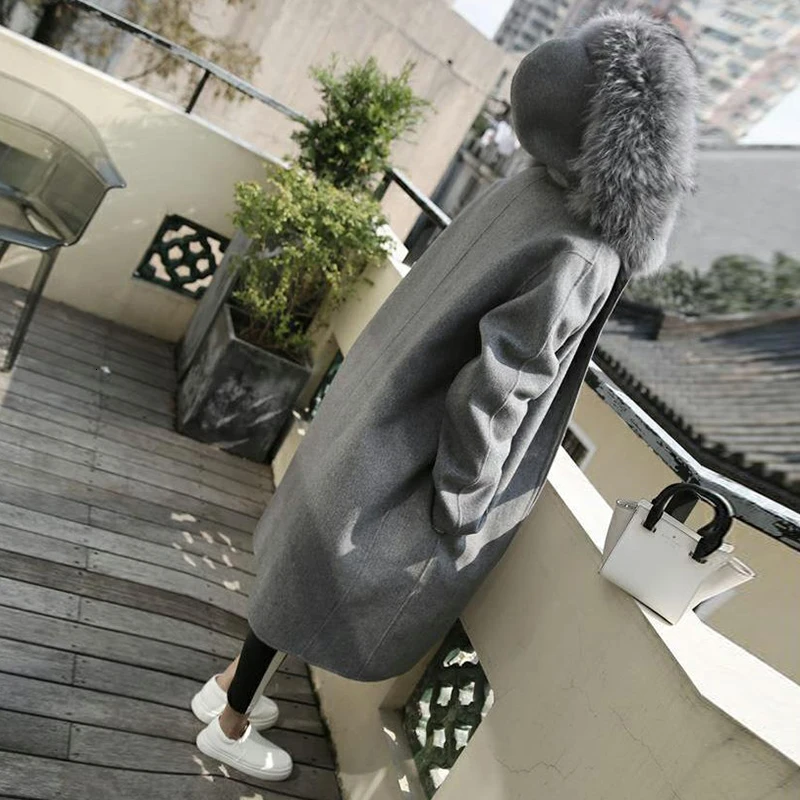 

2019 Winter New Korean Big Fur Hooded Collar Solid Color Long Sleeves Zipper Gray Wide-waisted Coat Woman L135