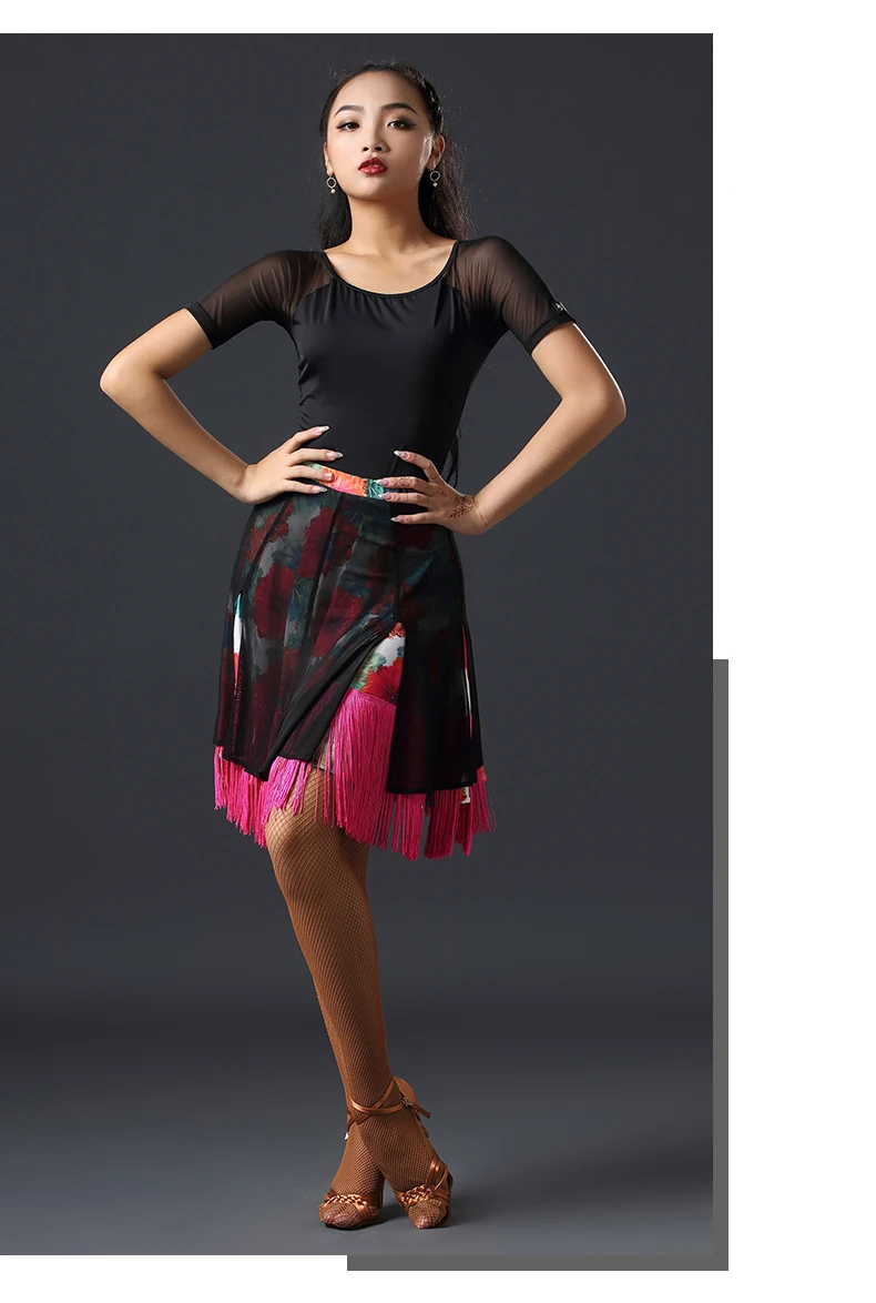 Professional Latin Dance Skirt Half-Length Dance Clothes New Split Tassel Hit Color Half Skirt Adult Exercise Clothes DWY2119