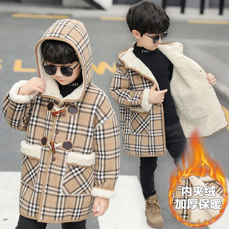 

Kids Boys autumn / winter lapel plaid jacket new big virgin child casual fashion horn button thick warm coat