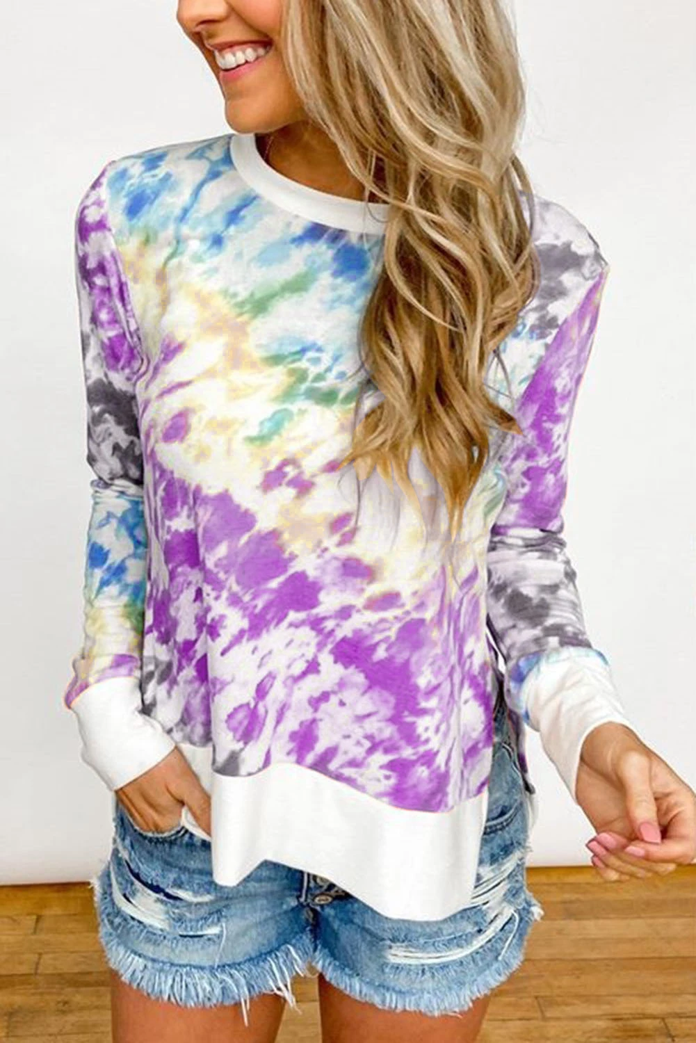 

Autumn Woman Tie-dye Print T-shirts Long Sleeve Round Neck Top Casual Style Gradient Pullover Sweatshirts