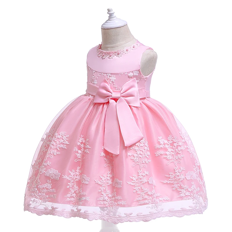 Платье принцессы с бантом на крестины для первого дня рождения Платье-пачка