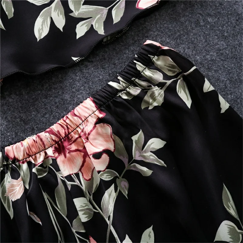 

2021 Spring Autumn Women Silk Pajamas Sets With Chest Pads Flower Print Pijama Sleepwear 4 Pieces Spaghetti Strap Satin Pyjamas