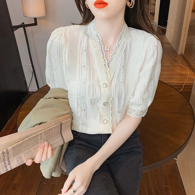 

2021 summer new fashion elegant and handsome solid color lace V-neck LACE SHORT SLEEVE girl