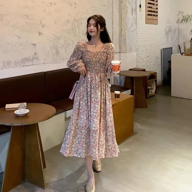 

Elegant Square Collar Sweet Chiffon Floral Midi Dress Vintage Ruffle Long Sleeve Outfits For Women New Korean Folds Party Dress