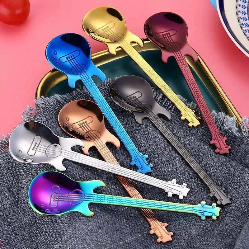 

4Pcs Metal Guitar Spoon Flatware Set 18/10 Stainless Steel Guitar Spoons Creative Milk Coffee Spoon Ice Cream Candy Teaspoon
