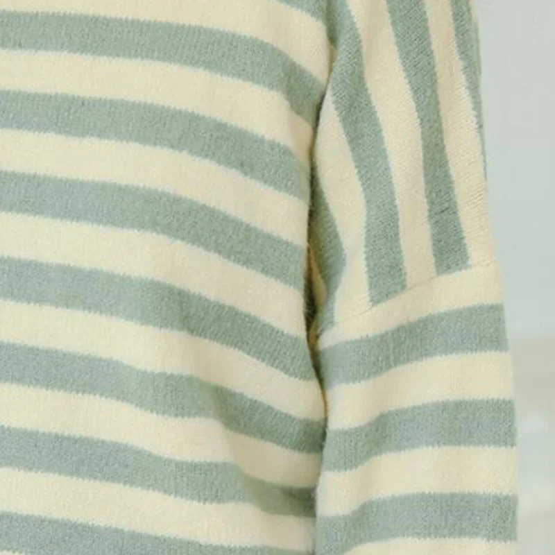 Женский свободный свитер с длинными рукавами в полоску зимний джемпер