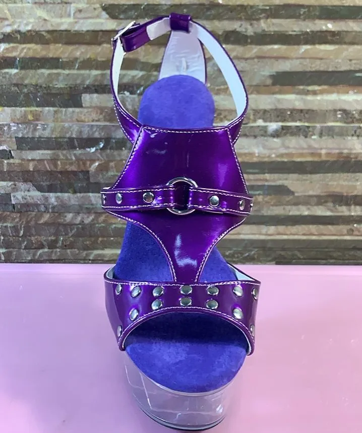 Новый стиль красивые серебряные заклепки украшают высокий каблук 15 сантиметров