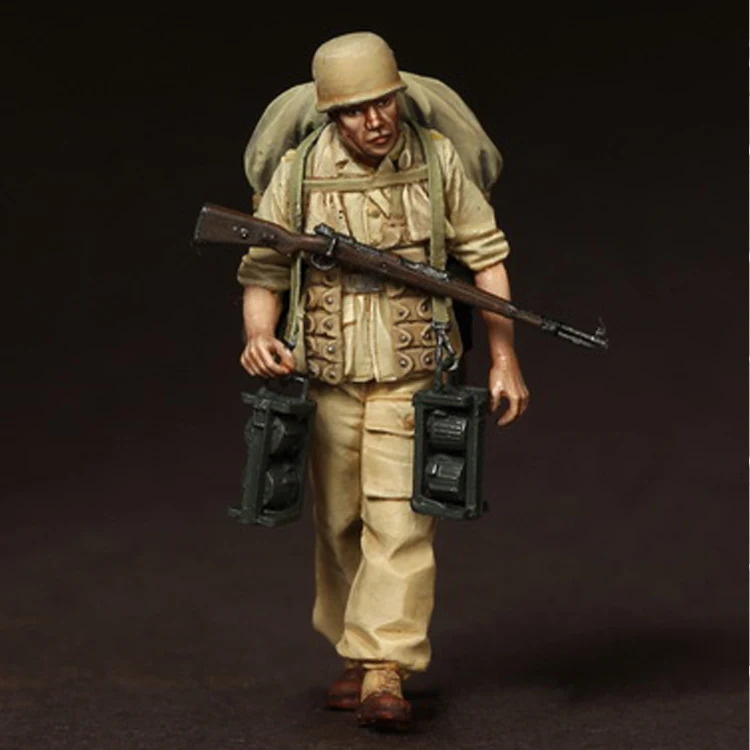 

Модель из смолы 1/35 г., фигурка солдата GK, осенержажер, бригада, рамке, аламеин, военная тема Второй мировой войны, несобранный и Неокрашенный ...