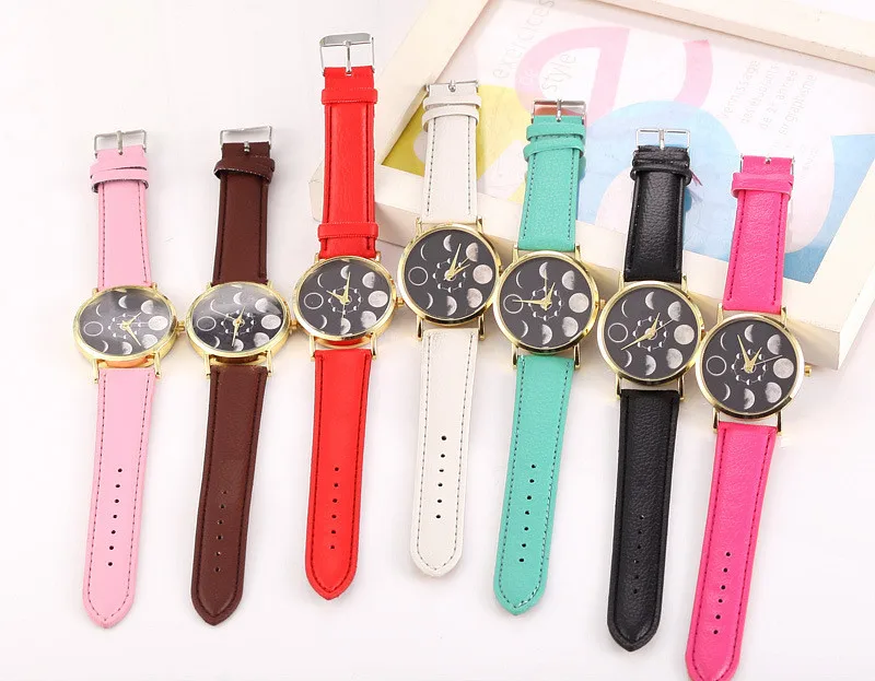 

2019 elegant New Lover Vintage Band Fashion Watches Woman Simple Trend Watches The Best Gift Moon World Map Cool Mode Watches