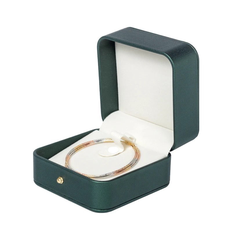 

New Listing Retro Green Pu Leather Square Bracelet Ring Necklace Packaging Box For Adorable Female Party Choice