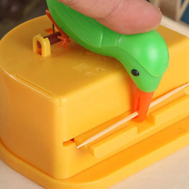 С автоматическим выдвижением и зубочистка коробка держатель Контейнер милый