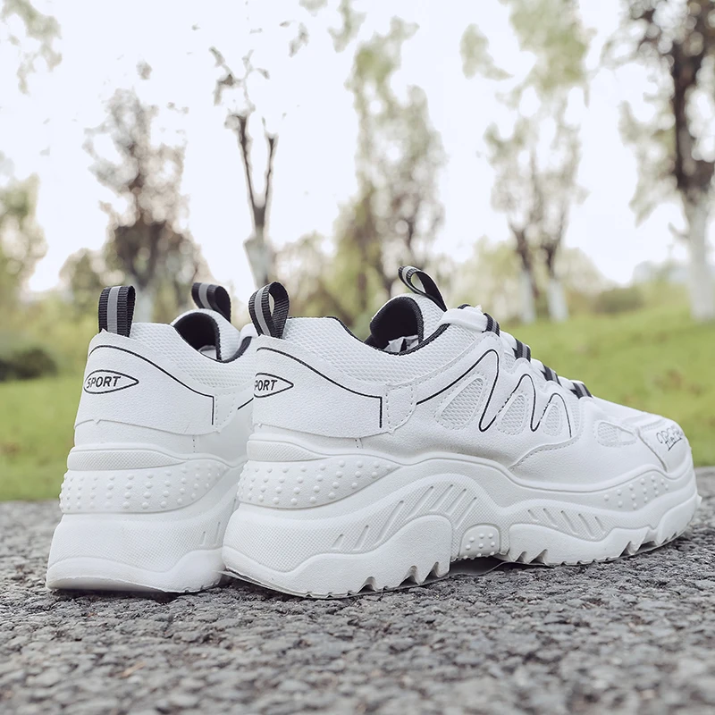 Женские кроссовки на танкетке красные удобные массивной платформе повседневная