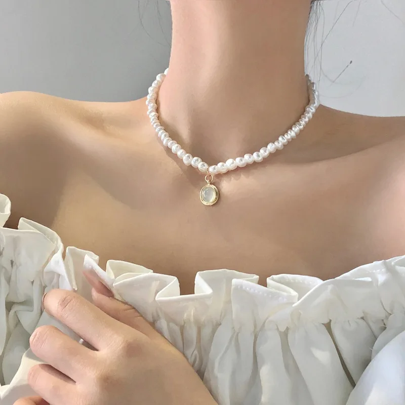 

Korean Irregular Pearl Necklace Sweet Temperament Crystal Pendant Women's Neck Chain New Style Clavicle Chain Cocktail Jewelry