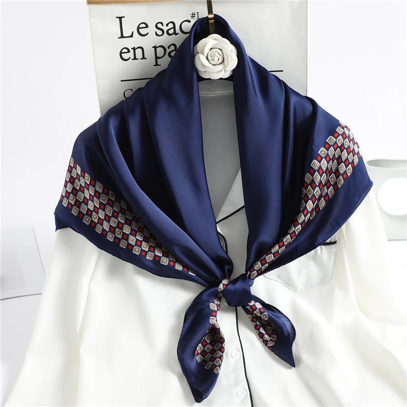 

New Women Neck Scarf Spring Shawl and Wrap Foulard Headband Pashmina Fashion Female Neckerchief Printed Bandana Scarves 2022