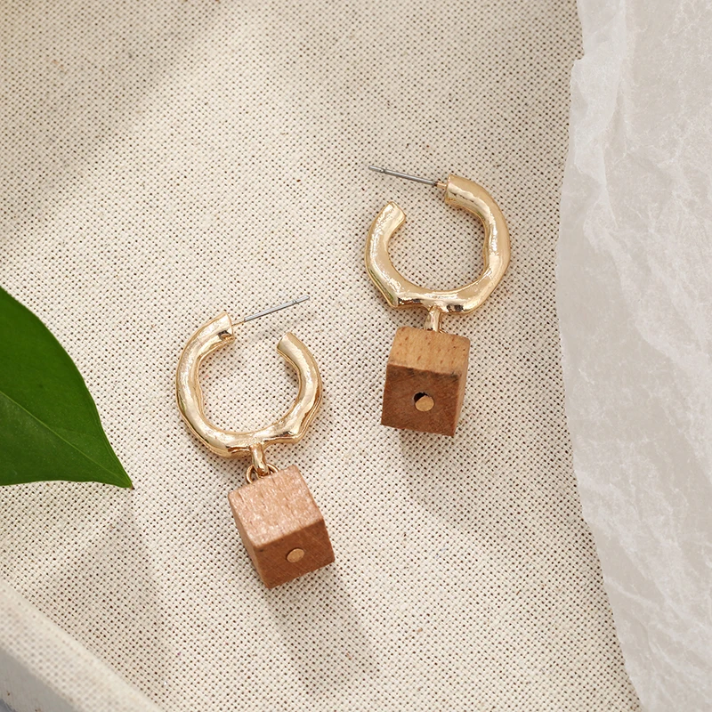 Новинка 2019 корейские массивные квадратные деревянные серьги геометрические