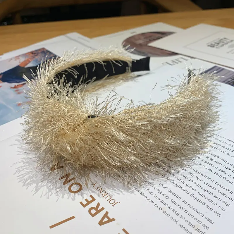 

Risyh Korean version of the temperament plush hair hoop Korean cloth Mori female knotted cute hair accessories pressure hair