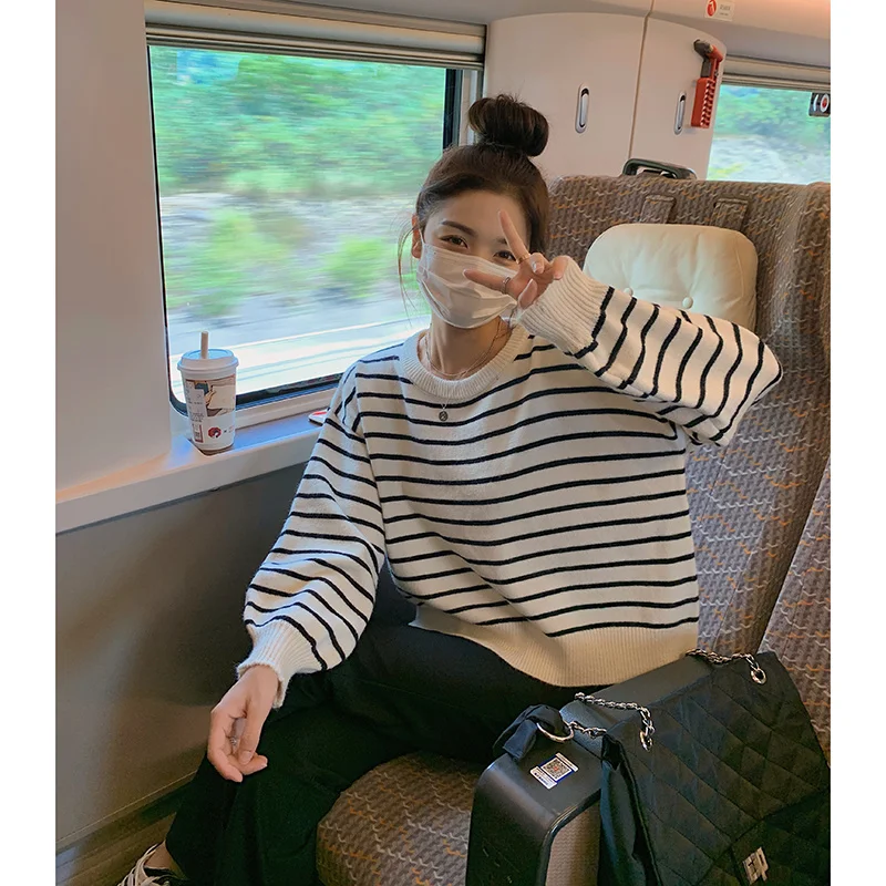 Футболка с рукавами свитер в полоску женская Свободная верхняя одежда