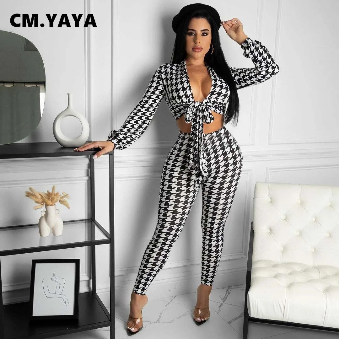 

Женский тренировочный костюм CM.YAYA, укороченный топ с принтом «гусиные лапки» и облегающие брюки-карандаш, комплект из двух предметов, модна...