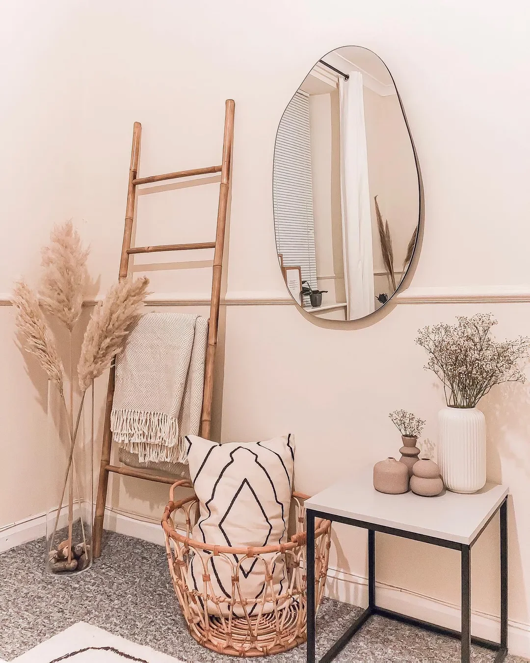

Simple Bamboo Towel Ladder with 5 Rungs 50 x 170 cm Free Standing Towel Rack for Bathroom Home Decoration Garden Home Decoration