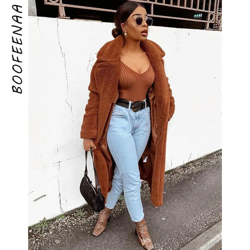 Женское пушистое пальто BOOFEENAA коричневое длинное оверсайз из искусственного