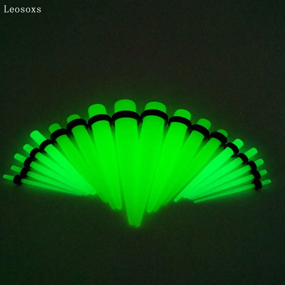 

Leosoxs 2pcs Earrings, Human Body Piercing Products, Luminous Pointed Cones, Non-mainstream Acrylic Ear Expanders, Ear Expanders