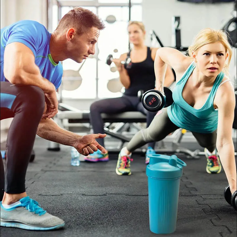 Пластиковая Спортивная бутылка для воды с логотипом под заказ ручка спортзала