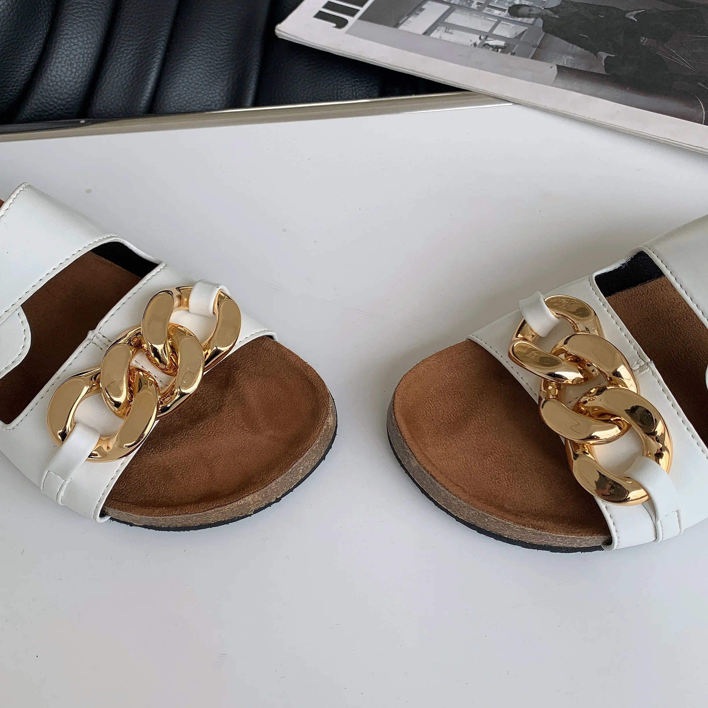 

Termainoov Women Sliders Chain Open Toe Flats Buckle Comfort Beach Shoes Summer Retro Slippers Women Sandals