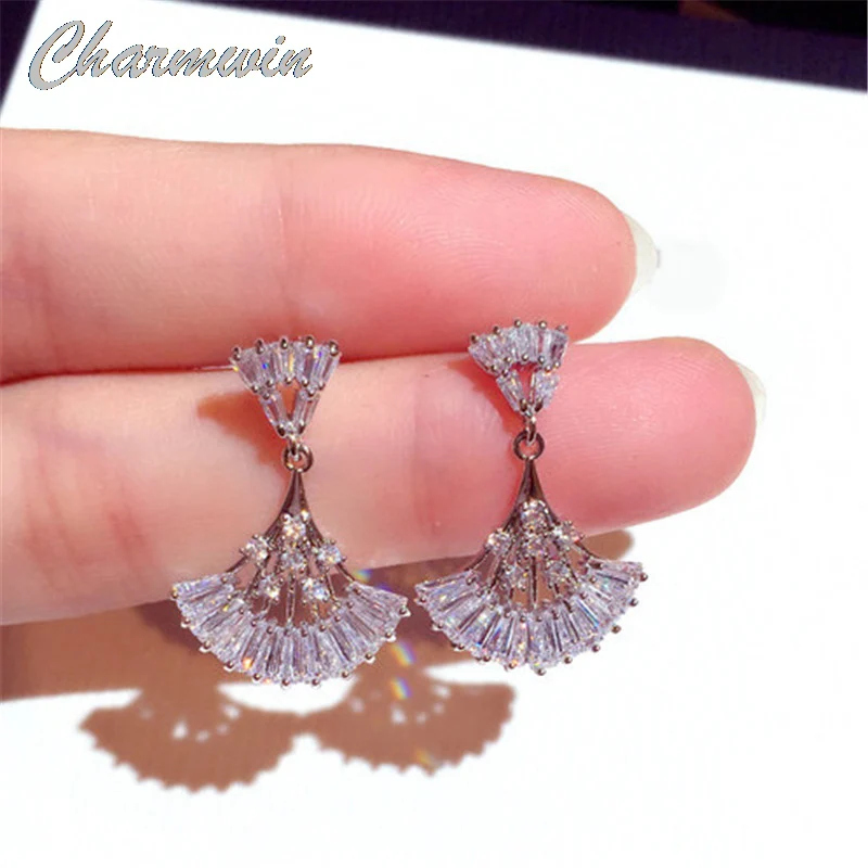 

New Fashion Korean Dangle Earrings For Women Exquisite Super Flashing Rhinestone Drop Earrings Female