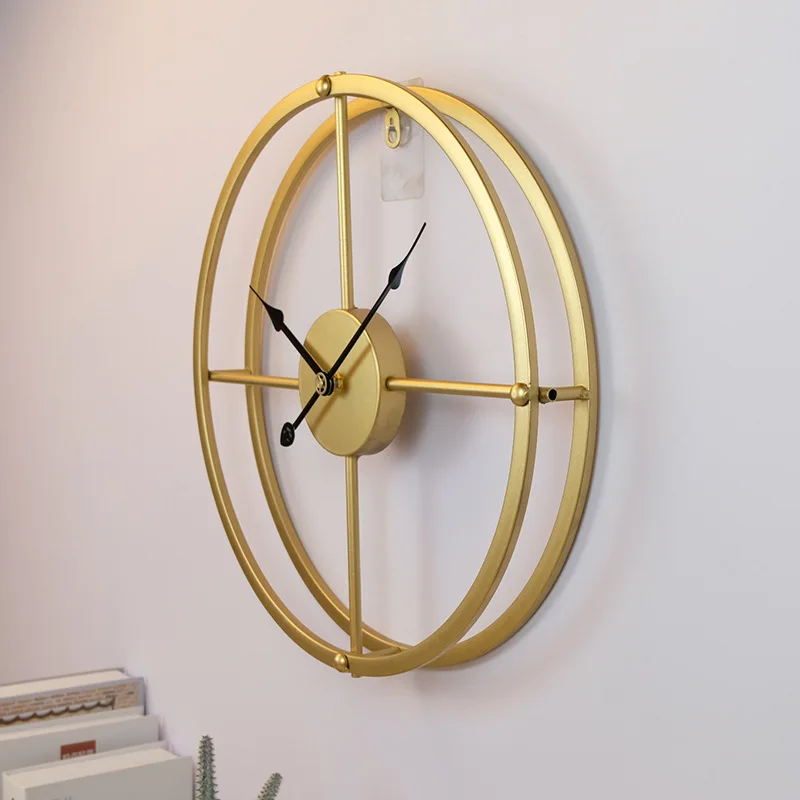 

Silent Wall Clock Living Room Bedroom Creative Decoration Clock Nordic Light Luxury Metal Wall Clock Home Decoration