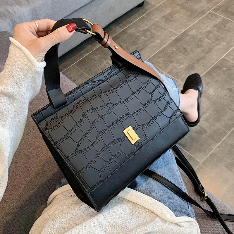 Дизайнерская модная женская квадратная сумка новая качественная из