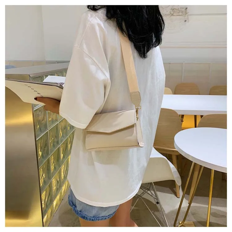 

2019 new slung small square bag Joker simple Mori broadband shoulder bag
