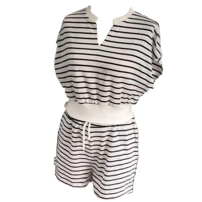 

Women's Striped Padded Top Shorts Set Plus Size 4XL Black White Contrast Casual T shirt Drawstring Shorts Suit Summer Streetwear