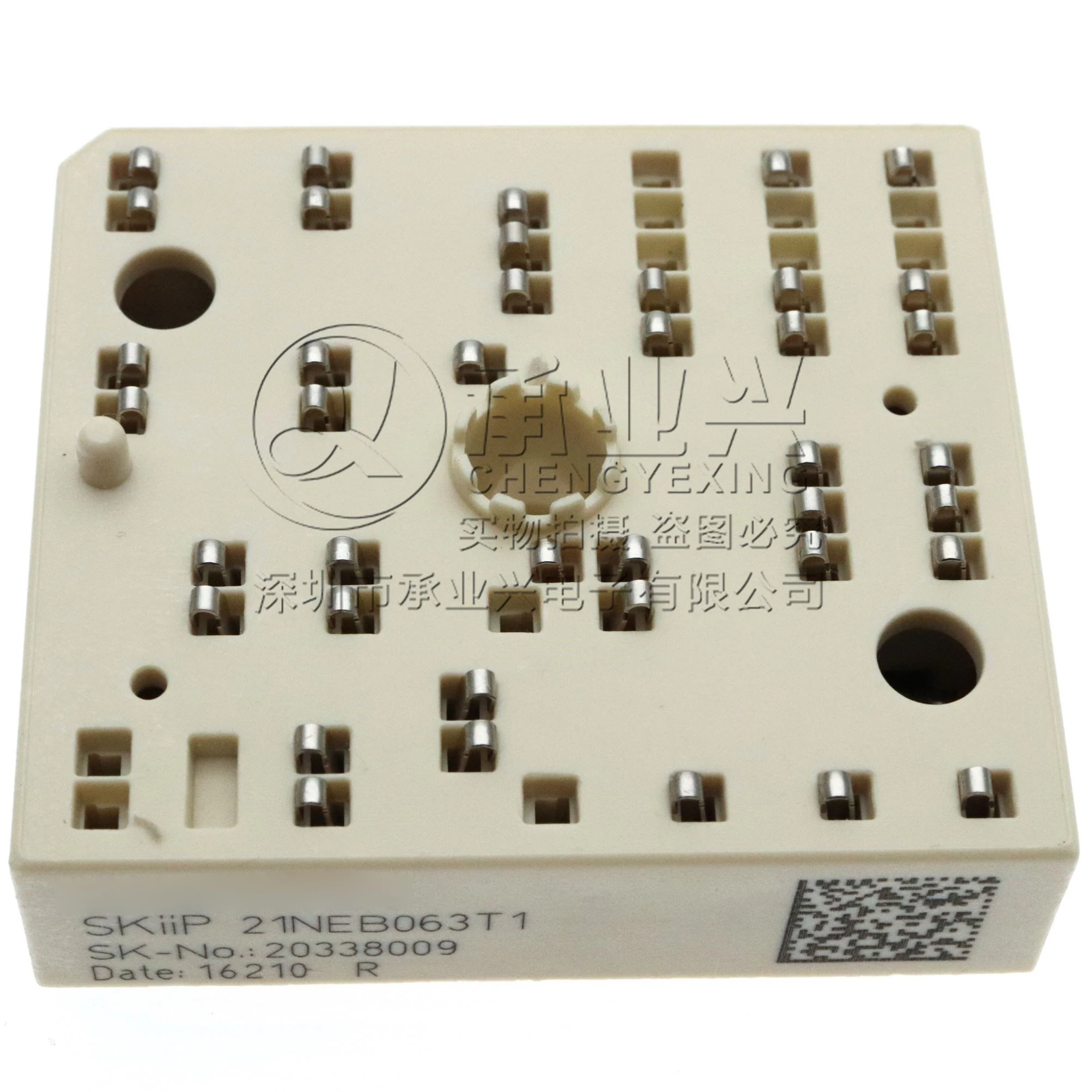 

SKIIP21NEB063T1 SKIIP 21 NEB 063 T1 Module Original, can provide product test video