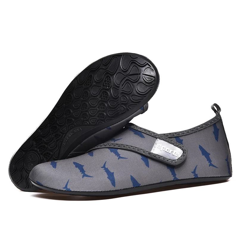 Outdoor Beach Water Shoes Men Breathable Quick Dry Comfortable Waterproof Elastic Upstream Socks Trekking Diving Water Sneakers