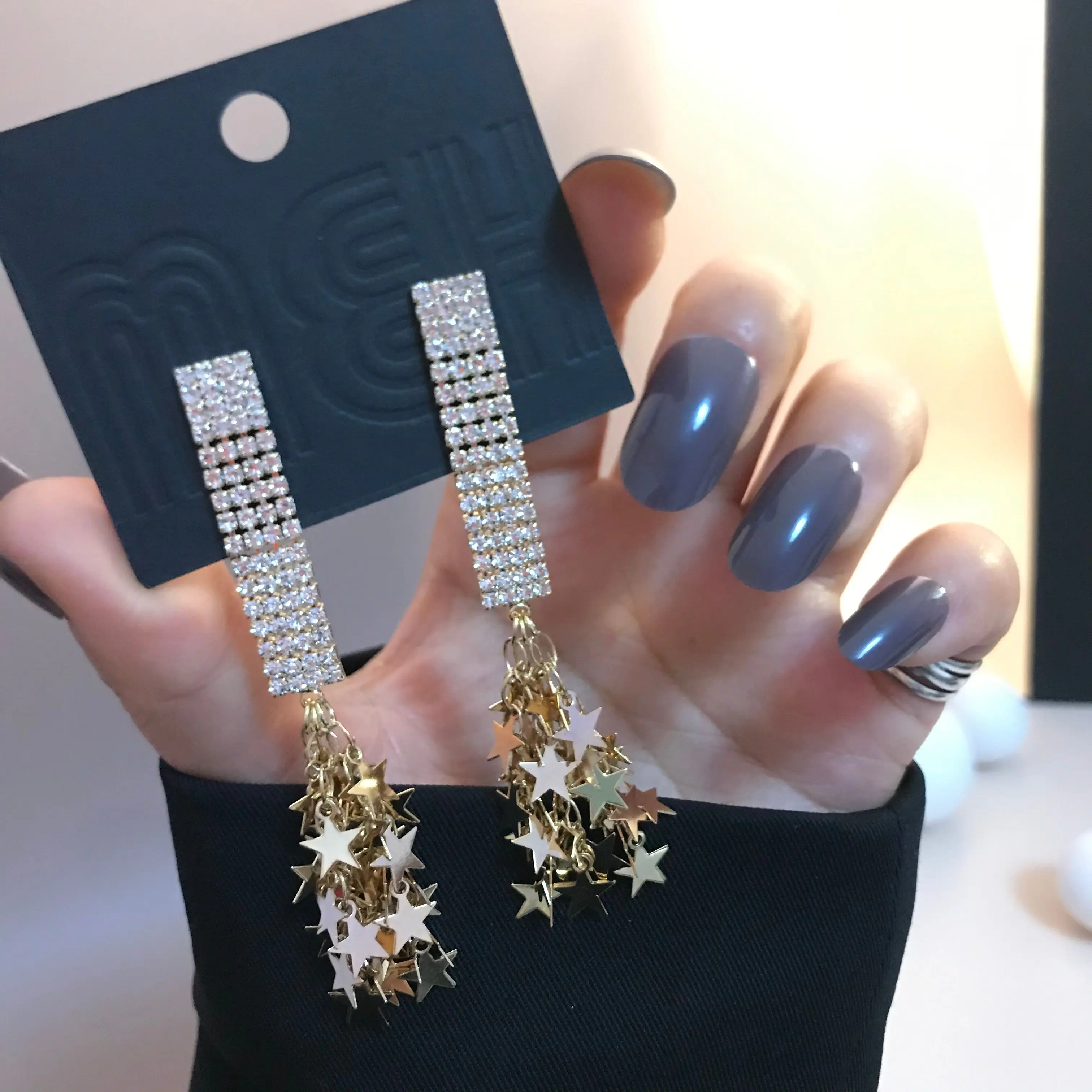 

2020 New Eardrop Exaggerated Long Tassel Inlaid Zircon Earrings Gold Simple Super Long Multilaye Women Exaggerated Stars earring