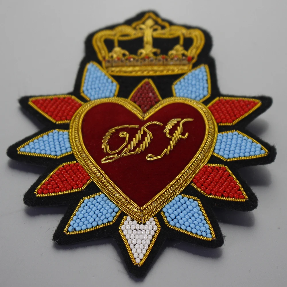 Вышитая брошь ручной работы в виде сердца из индийского шелка винтажный вышитый