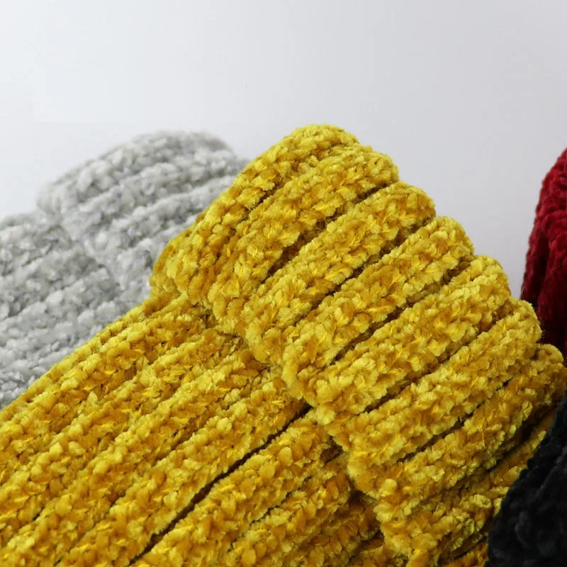 Новинка зимние теплые шапки с пышной опушкой из искусственного меха Pom pom трикотажные Шапки шапки бини шапки Для женщин Кабельное вязаные Skullies с ботиночки с помпончиками завитые без полей для мужчин