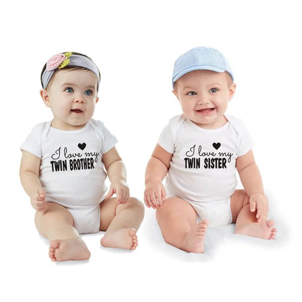 Хлопковый комбинезон для новорожденных с коротким рукавом и надписью I Love My Twin